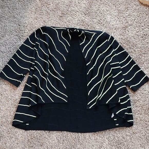 Ming Wang Women's Size Medium Snap Button Lime Green Striped Cardigan Wrap Top - Picture 5 of 16